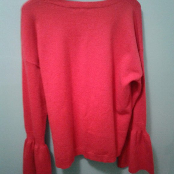 Beautiful very good quality sweater size large or extra  large  Nordstrom new - Picture 5 of 5